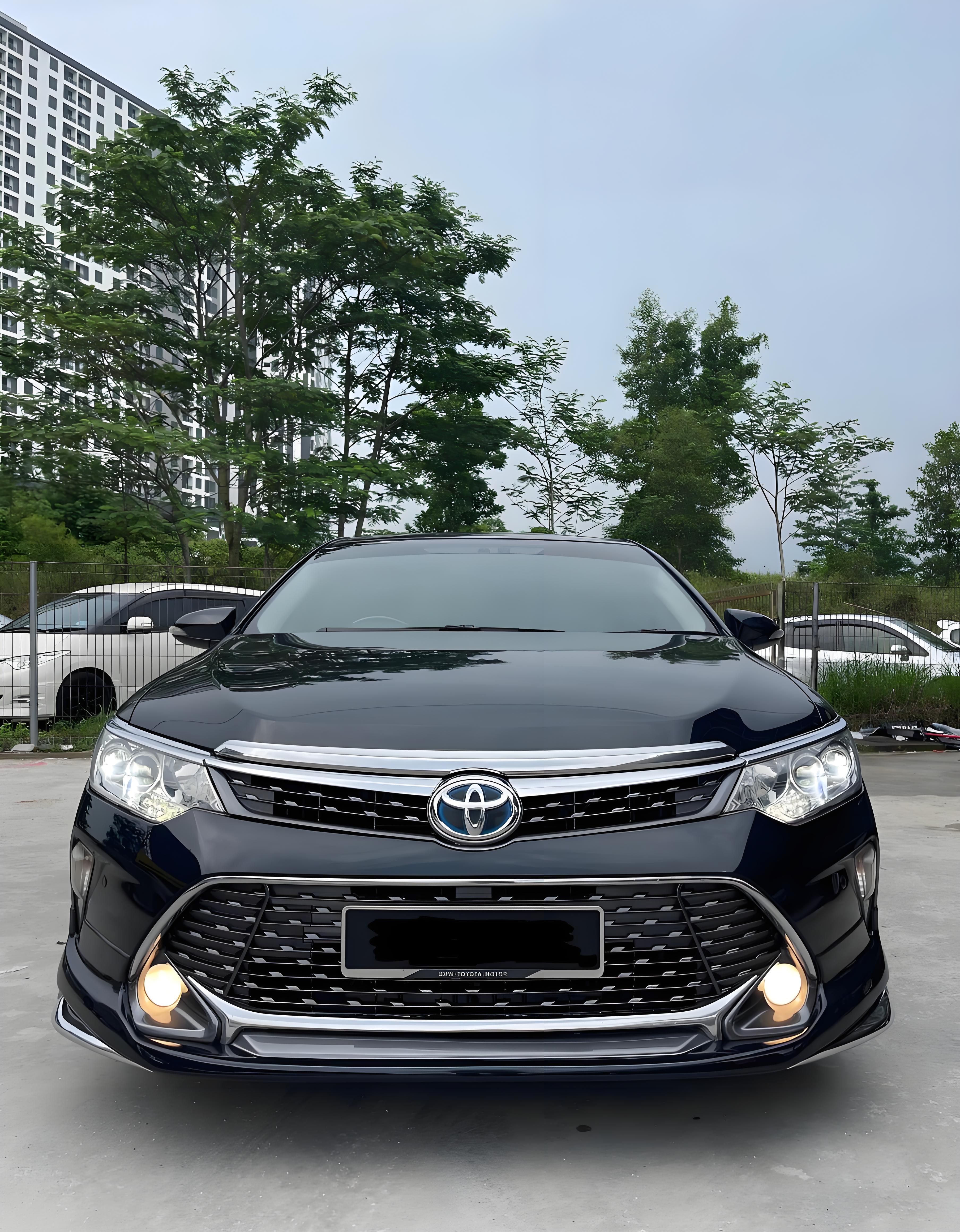 The Toyota Camry: Your Unwavering Companion for the American Road